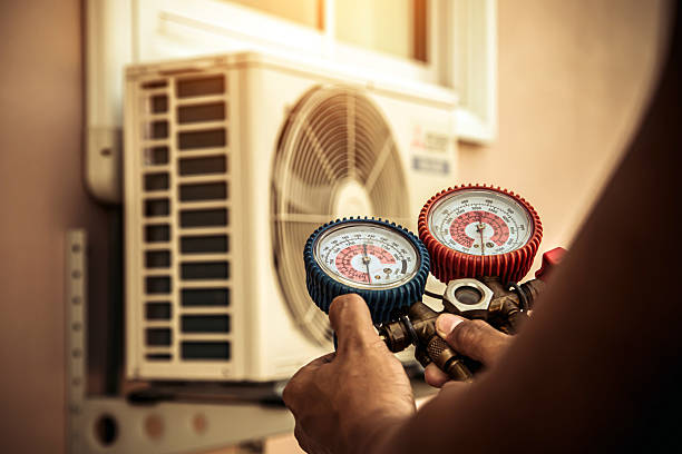Professional Hvac Installation technician working in Fremont, IN